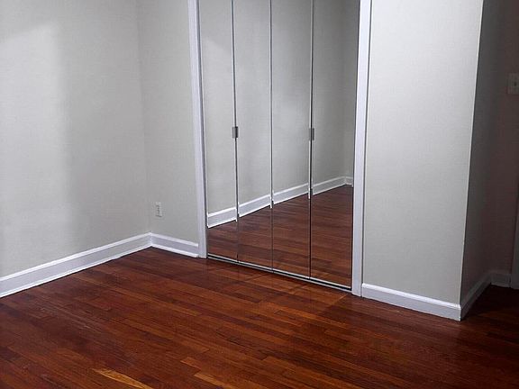 4th image of 15 Dongan Ave Floor 1