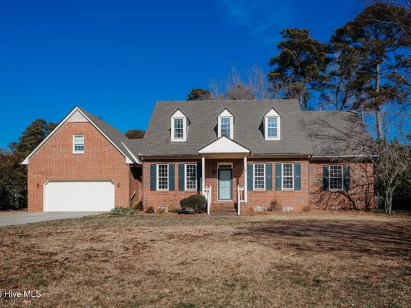 5111 Country Club Drive N, Wilson, NC 27896