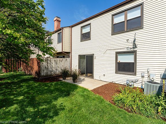 4th image of 363 Juniper Tree Ct