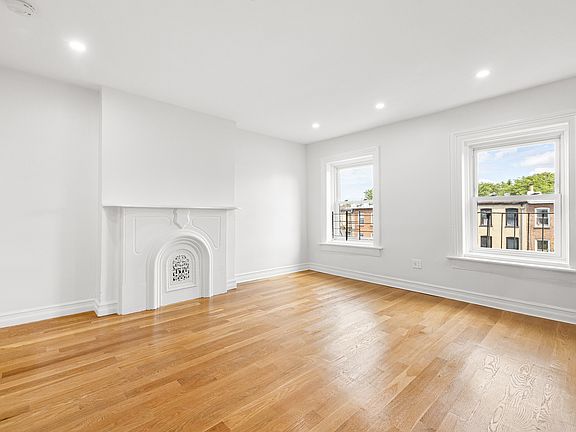 3rd image of 233 Mac Donough St #3