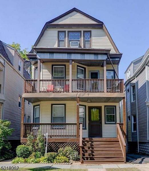 1st image of 211 No Clinton St