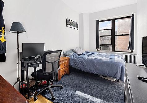 4th image of 217 E 33rd St APT 6FE