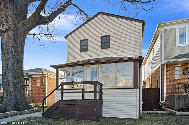 1st image of 5324 N Mulligan Ave