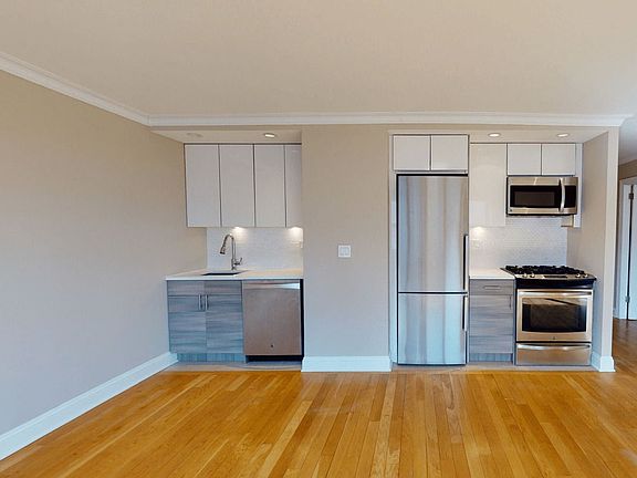 3rd image of 40 Harrison St #4025E