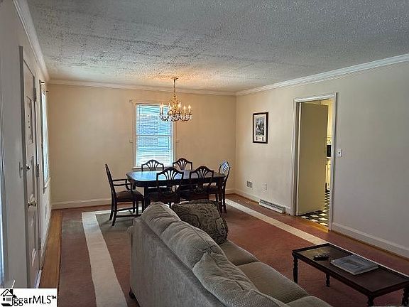 3rd image of 207 Alpine Way