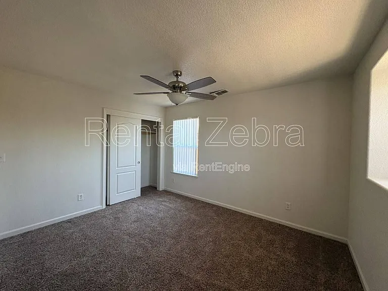 256 Mono Lake Ave — Photo 10