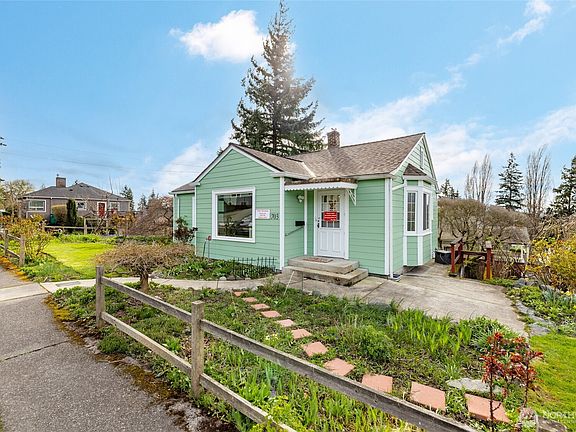 2nd image of 703 N 8th Street