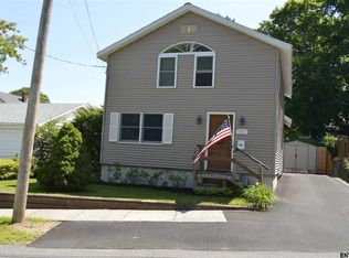 111 Wells St, Gloversville, NY 12078