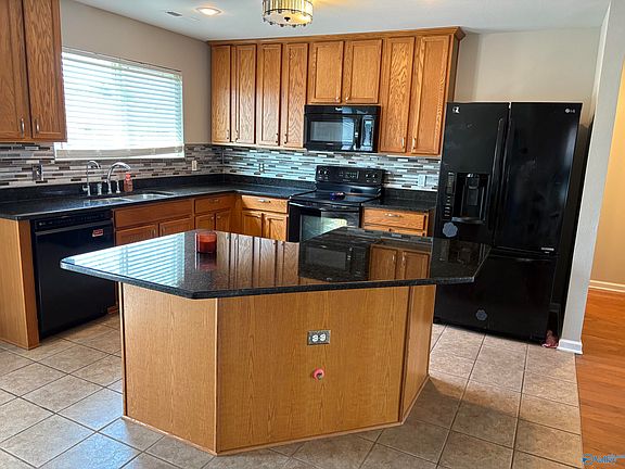 5th image of 114 Forestbrook Dr