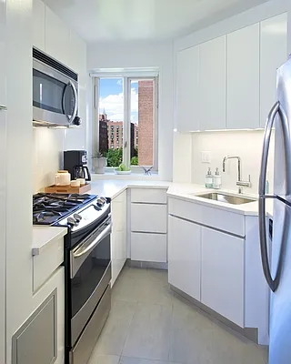 Rented by Big Apple Living | media 11