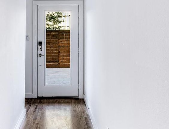 2nd image of 1715 Bennett Ave #103