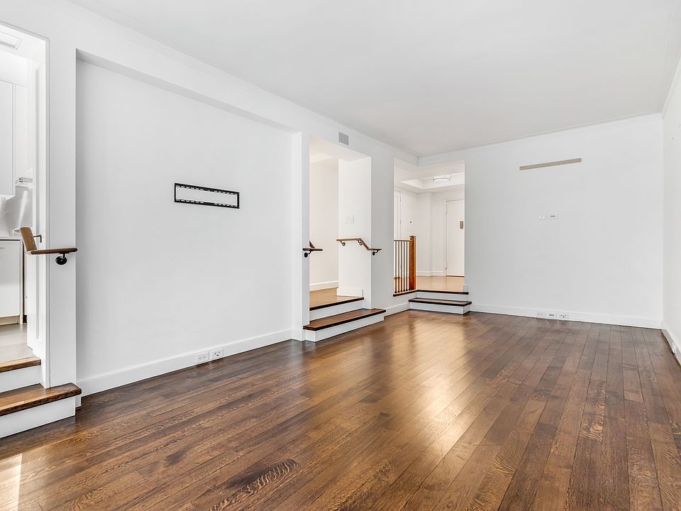 1st image of 25 Central Park W APT 4V