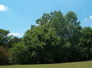 503 Club View Dr, Kalamazoo, MI 49009