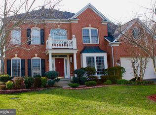 8598 Crosspointe Glen Ct, Lorton, VA 22079