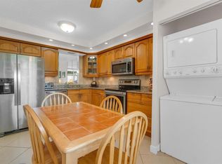 7340 Lake Circle Dr #301, Margate, FL 33063