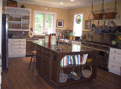 4th image of 2026 E Manor Dr