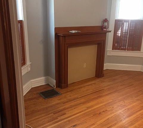 Decorative fireplace in living room