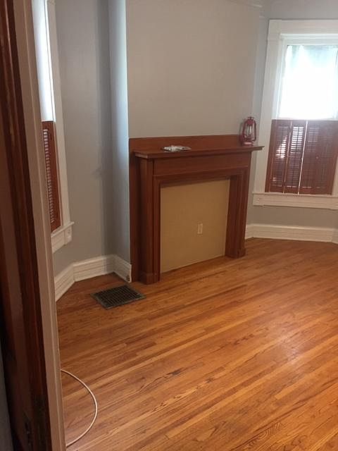 Decorative fireplace in living room