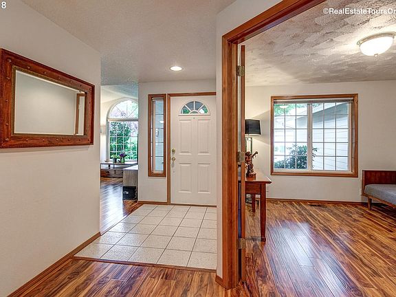3rd image of 2400 NE 147th Ct