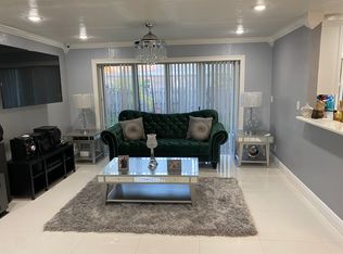 4030 NW 93rd Way, Sunrise, FL 33351