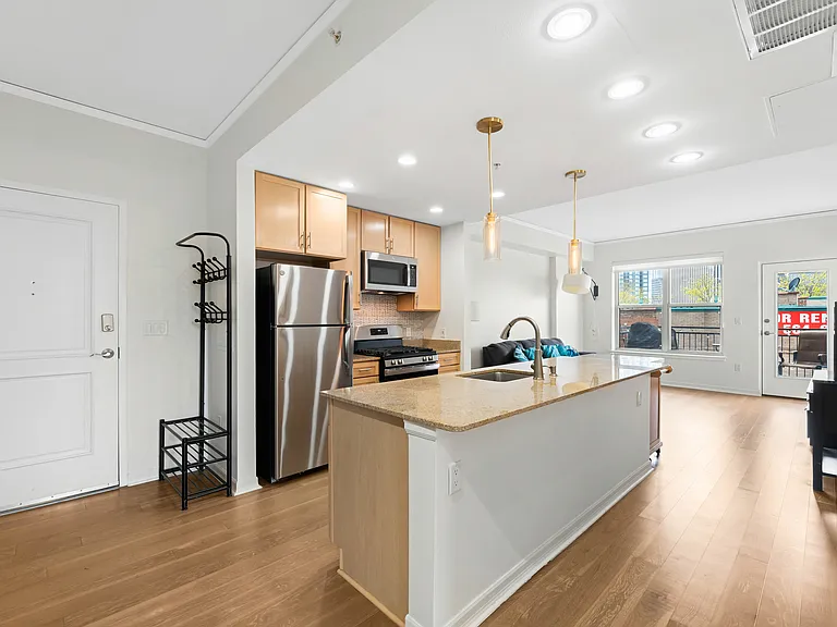 1975 N Grant St #408 — Photo 13