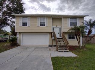 411 47th St W, Palmetto, FL 34221