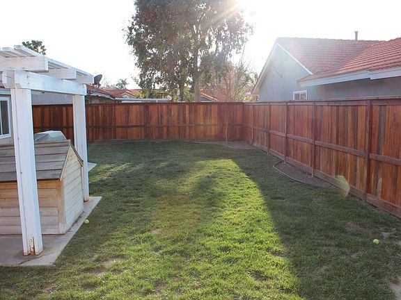 3rd image of 27703 Stowe Ln