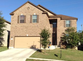 7113 Avery Rd, Live Oak, TX 78233