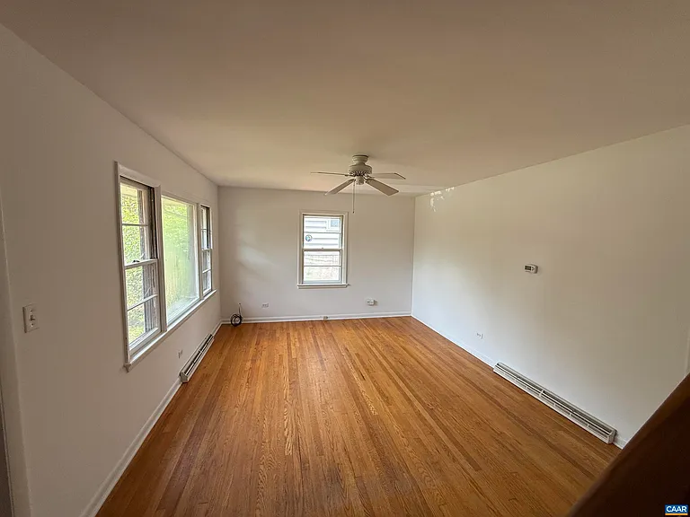 913 Druid Ave — Photo 3