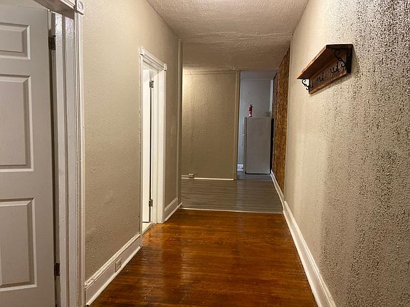 5th image of 5223 Morris St Floor 2