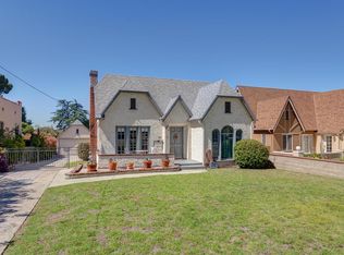 216 W Terrace St, Altadena, CA 91001