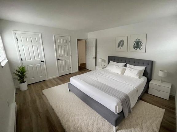 4th image of 31 Vine St APT 31