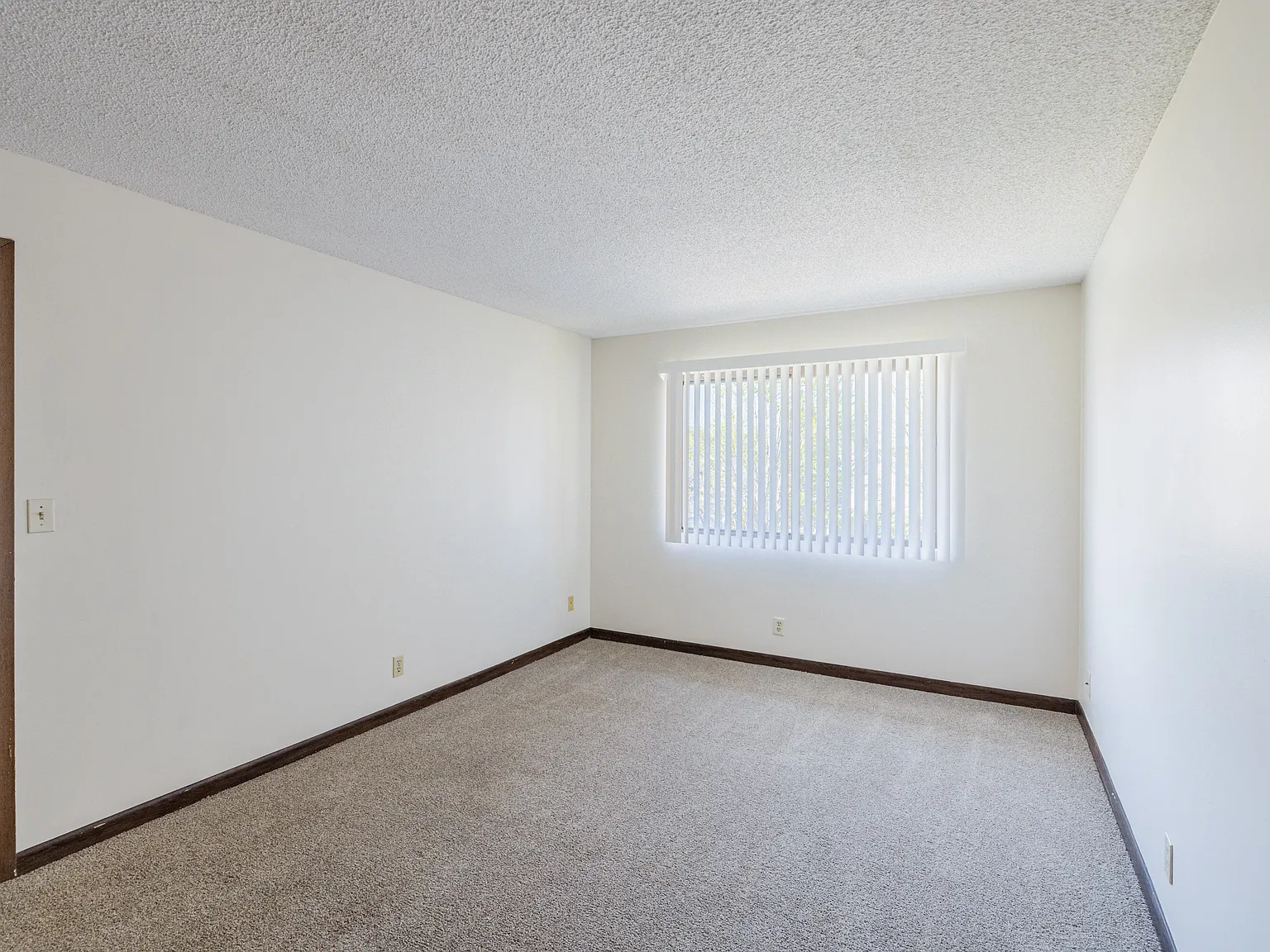 1 bed, 582 sqft, $659 — Photo 3