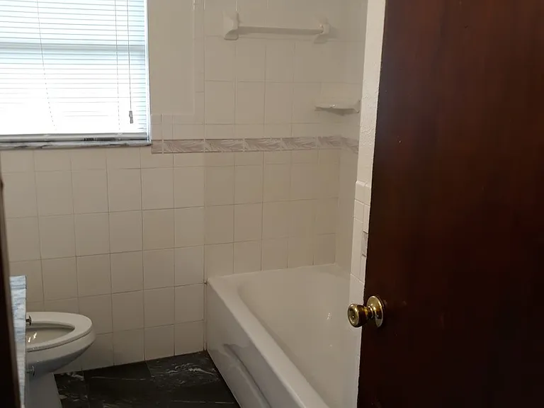 711 Tropical Ave — Photo 9