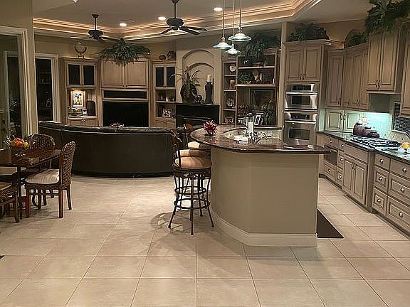 5th image of 18735 W Cool Breeze Ln