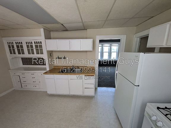 5th image of 2300 W 50th St #11