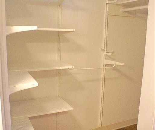 5th image of 449 W 10th St #449
