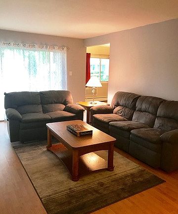 5th image of 2604 N Windsor Dr Unit 109
