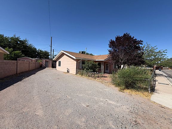 2nd image of 1312 Cordova Ave NW