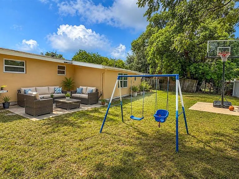 4102 Highland Loop — Photo 53