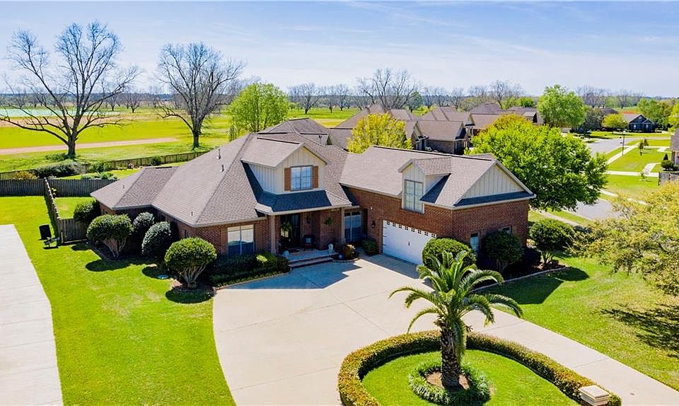 1st image of 9658 Bella Dr