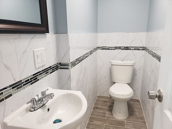 2nd image of 73 Herzl St