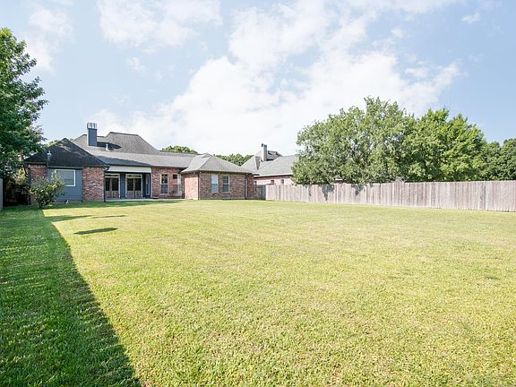 2nd image of 149 Cypress Cv