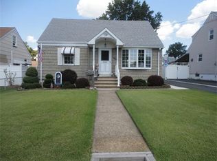 44 Dartmouth Ave, Avenel, NJ 07001