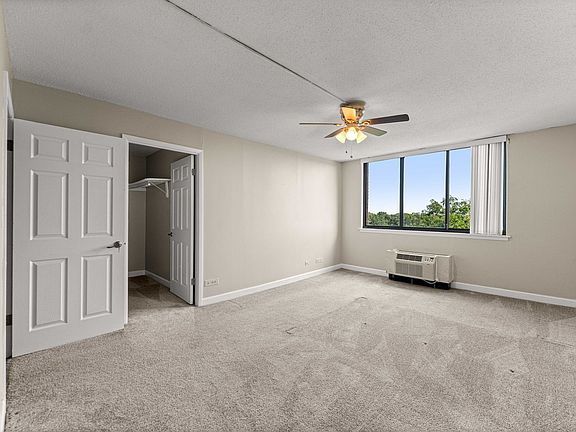 5th image of 2000 Saint Regis Dr APT 7D
