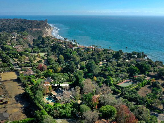 3rd image of 3320 Cliff Dr