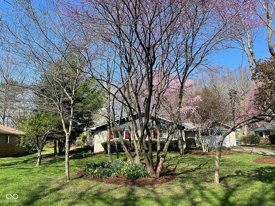 1st image of 8728 Holliday Dr