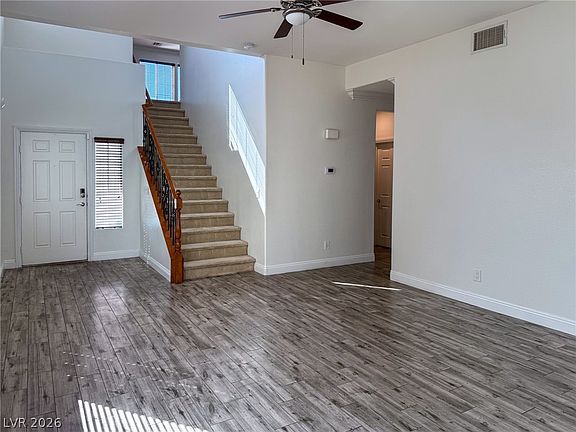 5th image of 9156 Weeping Hollow Ave