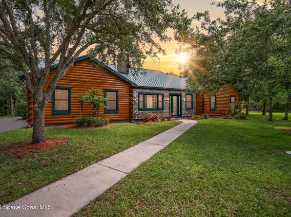 5670 23rd St SW, Vero Beach, FL 32968