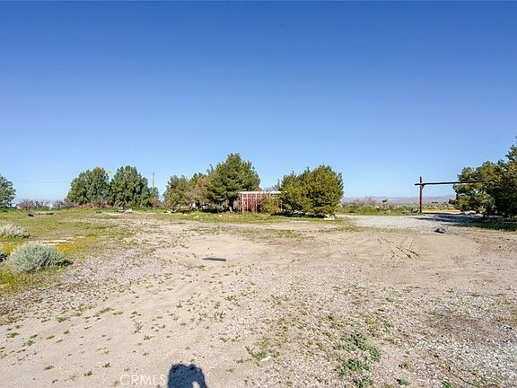 3rd image of 49984 35th St W #18